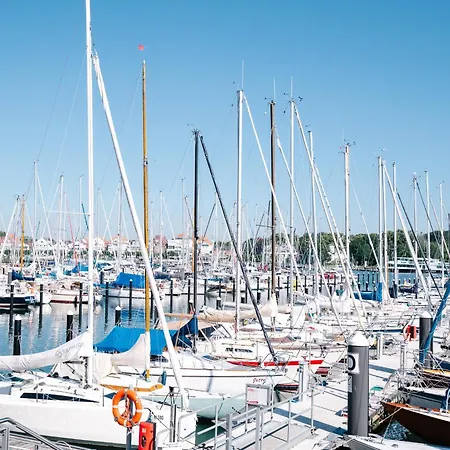 Hafenkino 23 * Lübeck