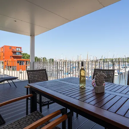 Apartment Hafenkino 23