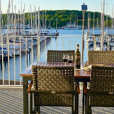 Hafenkino 23 Apartment *